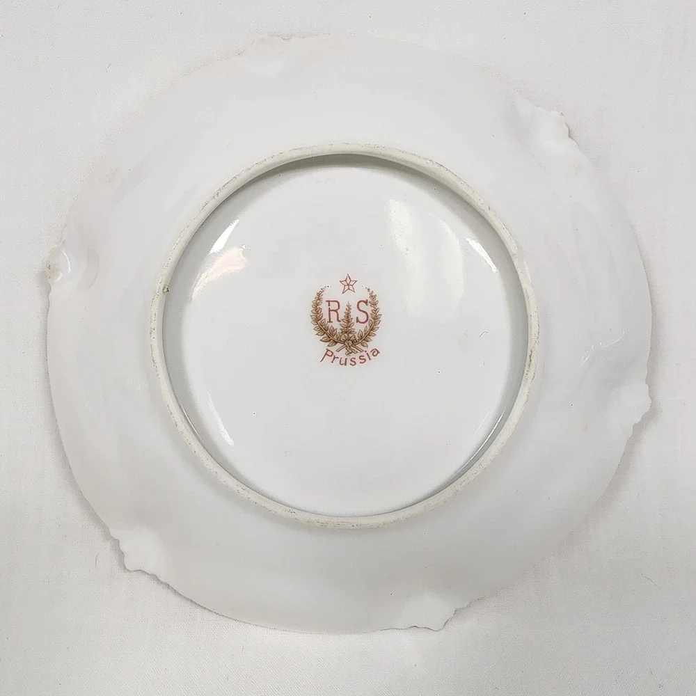 ANTIQUE RS Prussia Scalloped Hand Painted Serving Bowl Iris &‎ Roses Fruit Salad